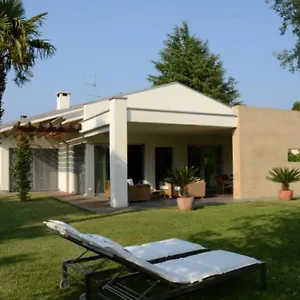  Villa Casa Savoia Italien